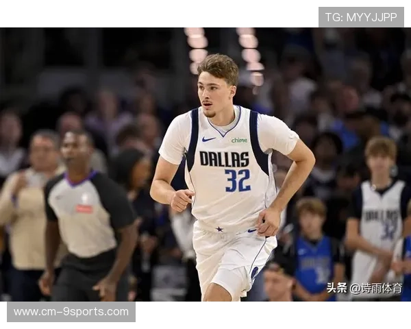 克莱连续命中外线，勇士攻势难挡