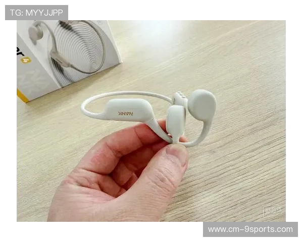 智能耳机的骨传导技术：听音乐同时听环境音，骨传导耳机唱歌