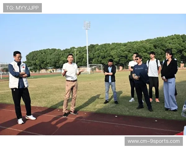 世界田径训练方法在高水平教练间开展研讨推动教练成长，世界级田径运动员
