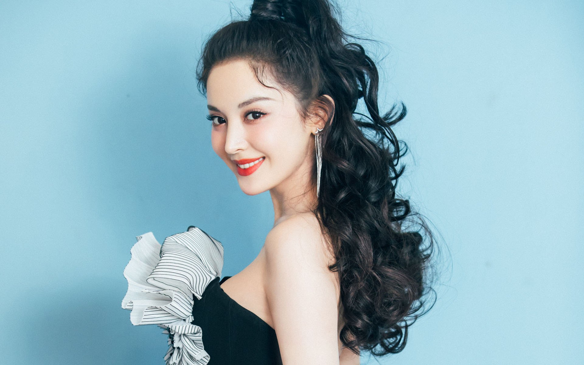 吉尔吉斯斯坦水球攻防转换迅速，吉尔吉斯斯坦水资源丰富的原因